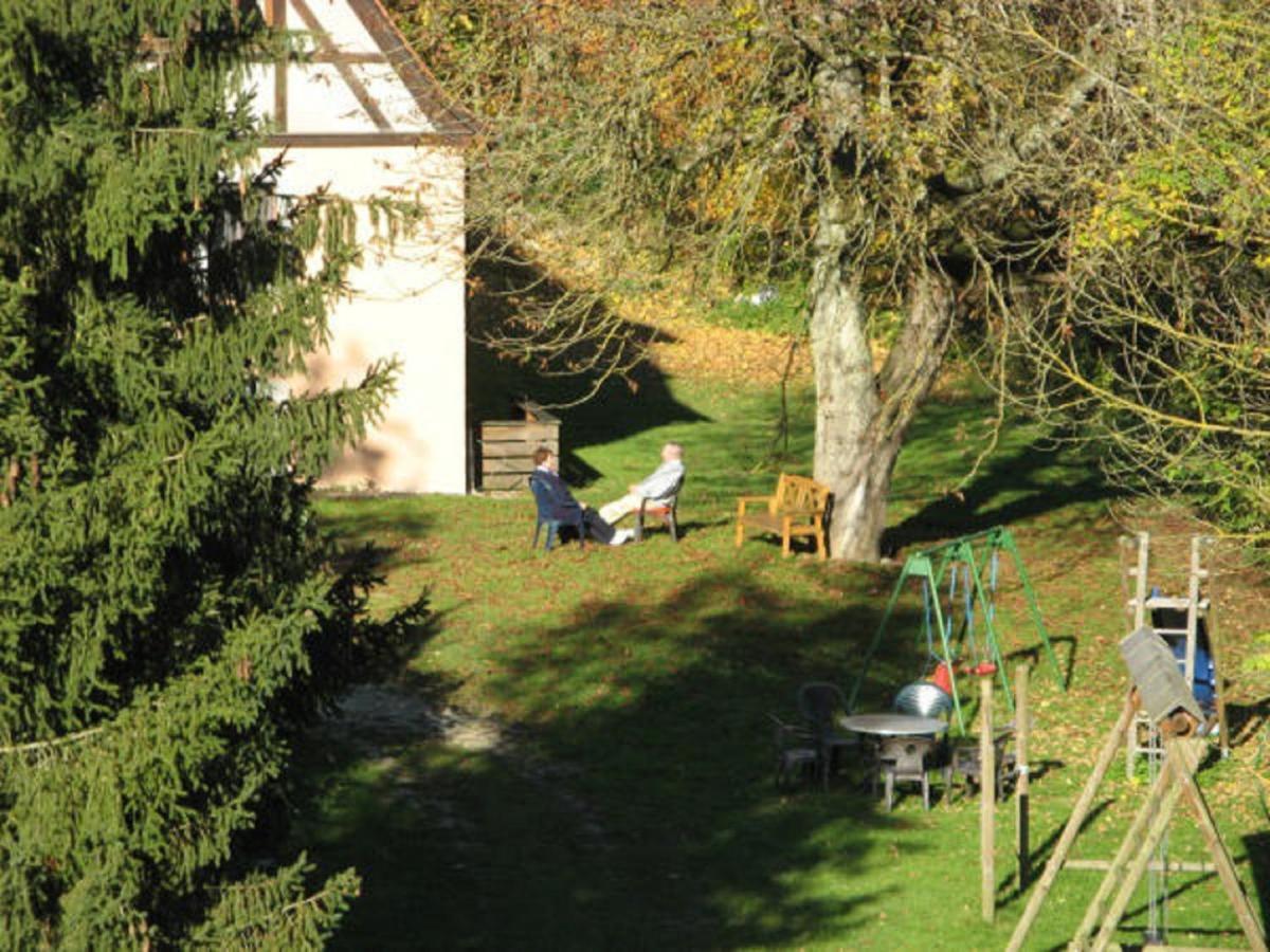 Herrnmuehle - Pension & Ferienwohnungen Ротенбург-на-Таубере Экстерьер фото