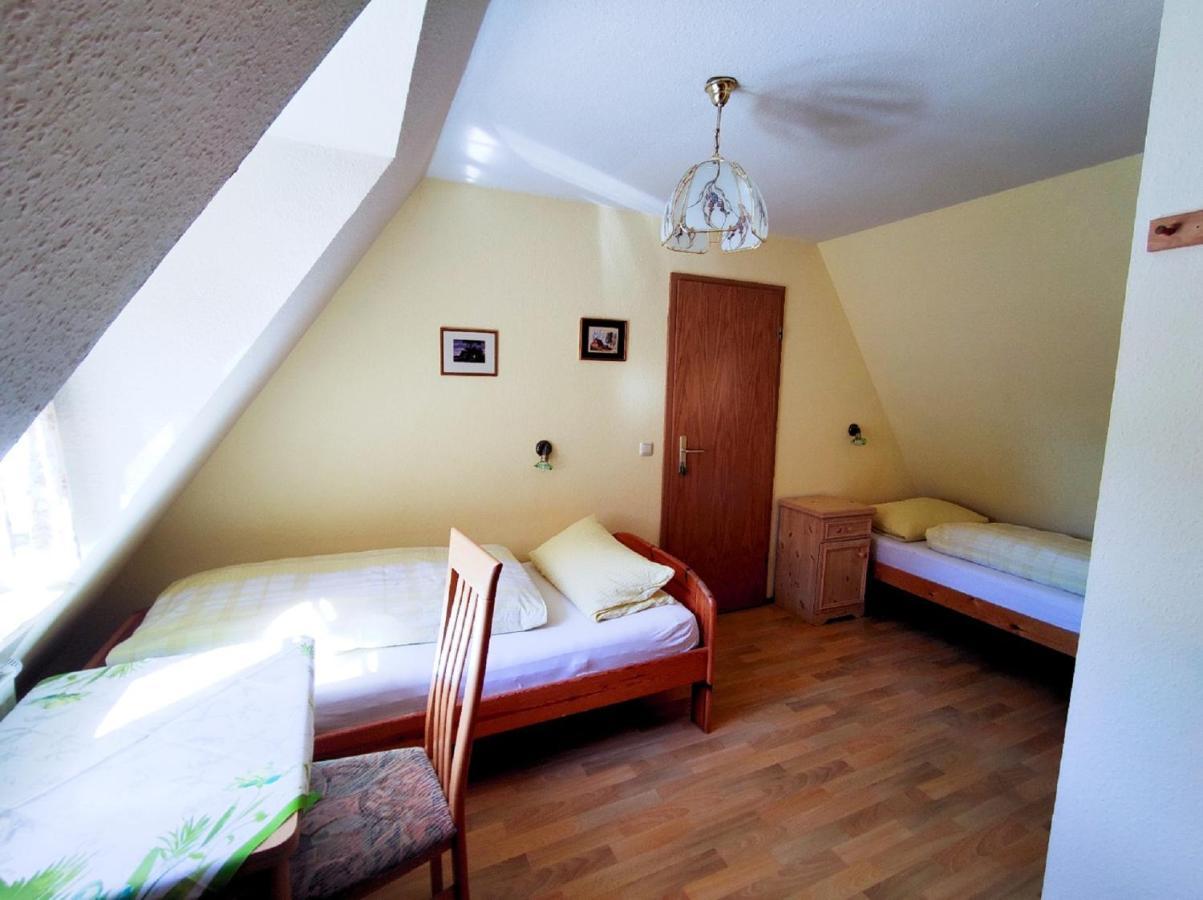 Herrnmuehle - Pension & Ferienwohnungen Ротенбург-на-Таубере Экстерьер фото
